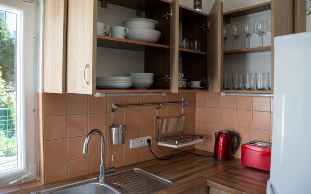 2 Bedroom Home near Prague Castle