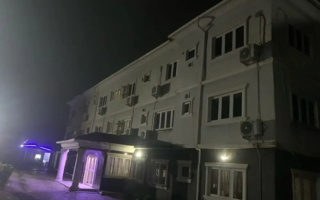 The CEO hotel and suite