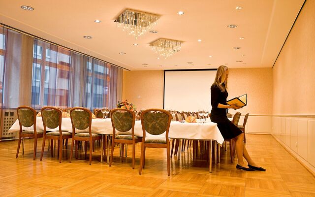 TOP VCH Hotel Wartburg Stuttgart