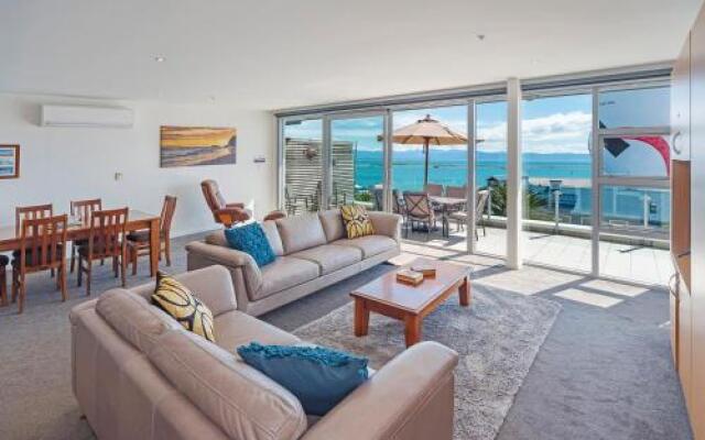 Seaside Luxury - Holiday apartment accommodation, Nelson Waterfront