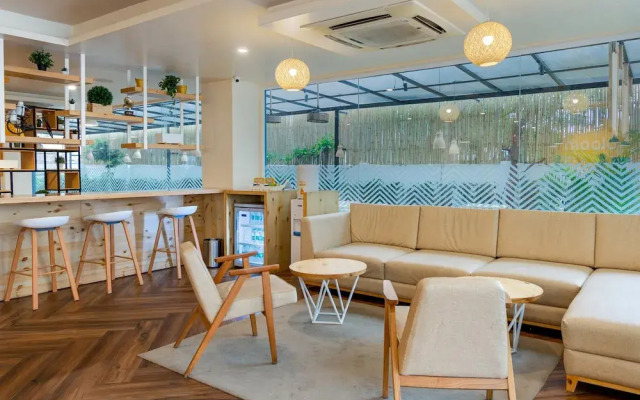 Bloom Hotel - HITEC City