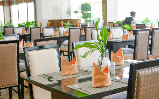 Sea Links Beach Hotel