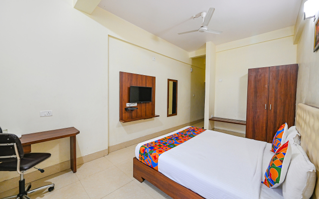 Capital O 28034 Triple Tree Hotels & Resorts