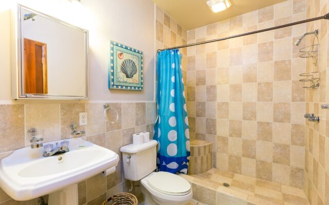 Sunset Villas 7A