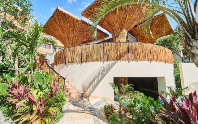 Adora Tulum 411 By Lockey