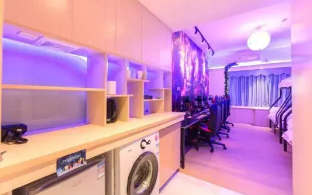 Zeuse Sports Apartment