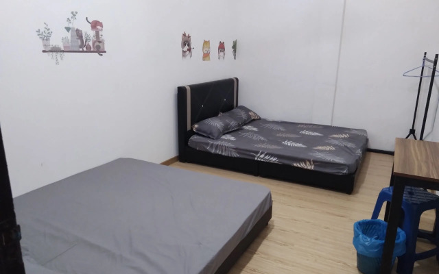 Spot ON 90439 Lh Home