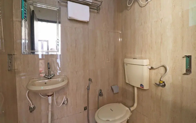 OYO Flagship 39677 Haiderpur Road