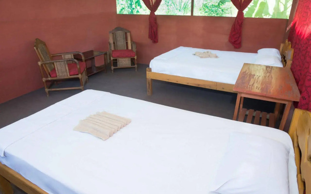Maniti Expeditions Eco-Lodge