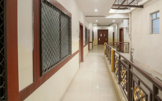 OYO 76930 Hotel Aloka