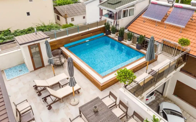 Apartments Davor