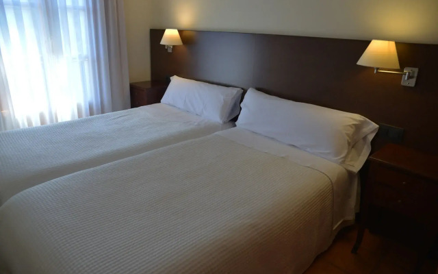 Hotel Jardines de la Santa