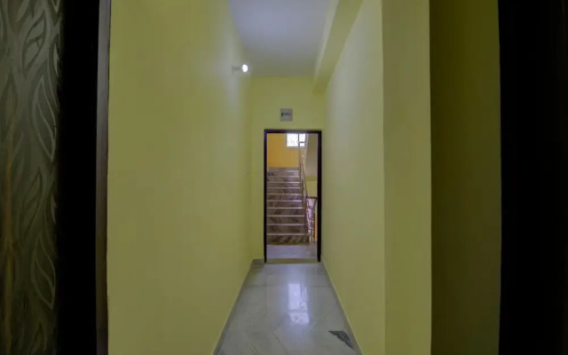 OYO Flagship 13777 VIP Palace