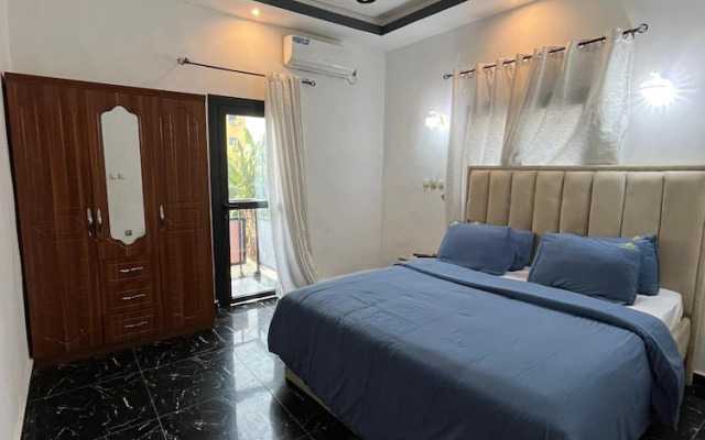 Residence Tade
