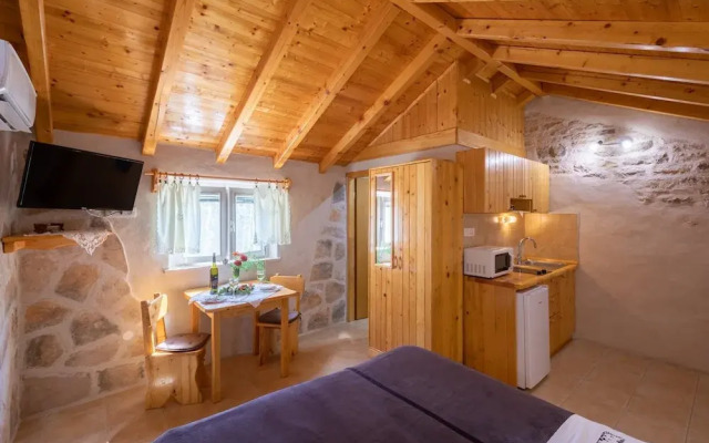 Stone House Harmony
