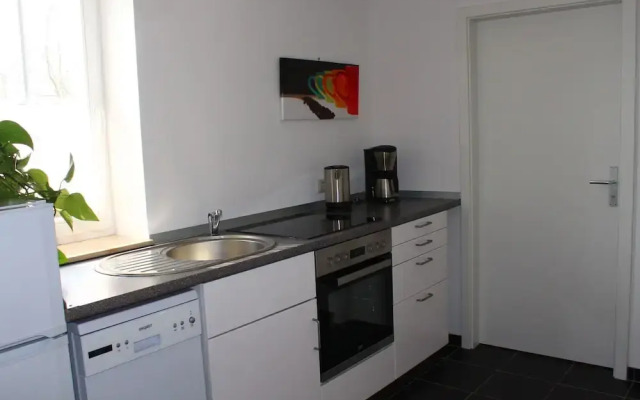 Apartment in Weibig With Garden