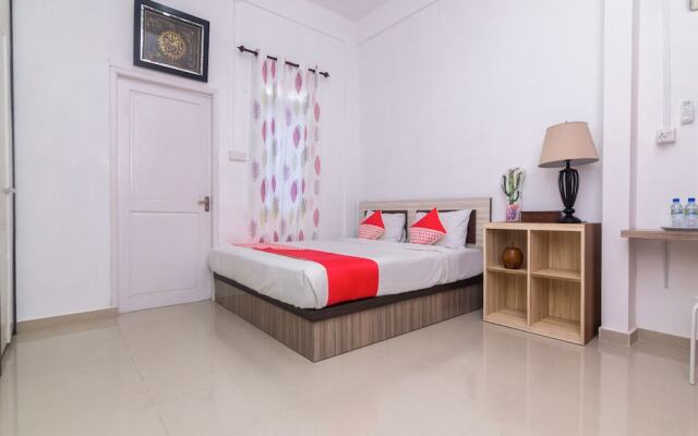 Oyo 1330 Tanjungpinang Residence Syariah