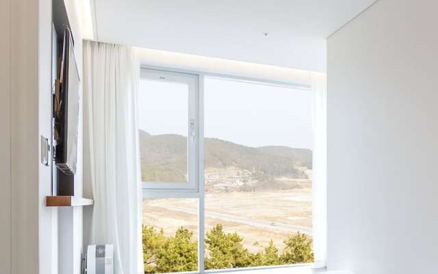 Laterrace Cove Suite