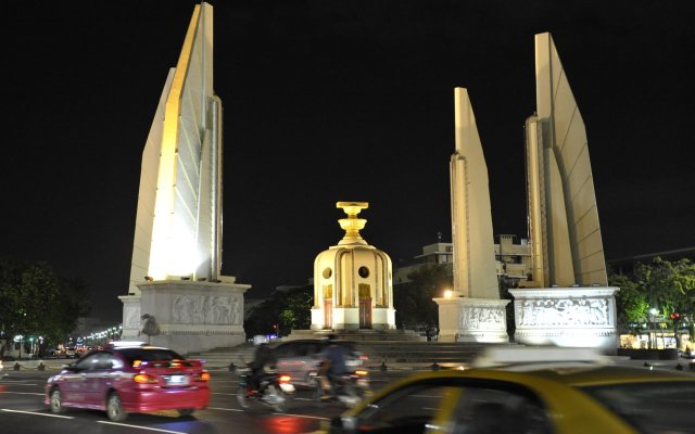 Centara Life Hotel Bangkok Phra Nakhon