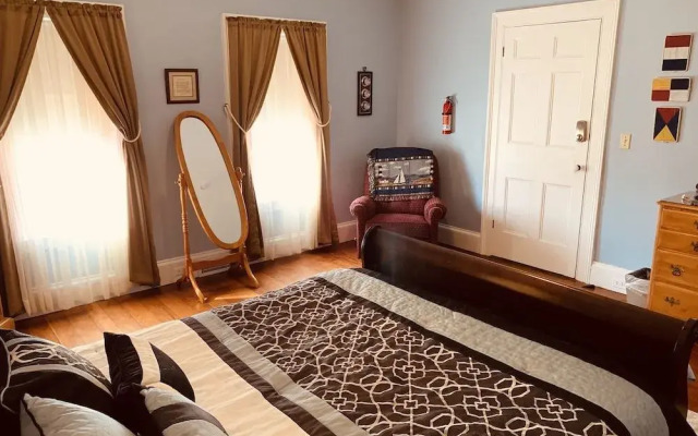 Centennial Inn Bed & Breakfast