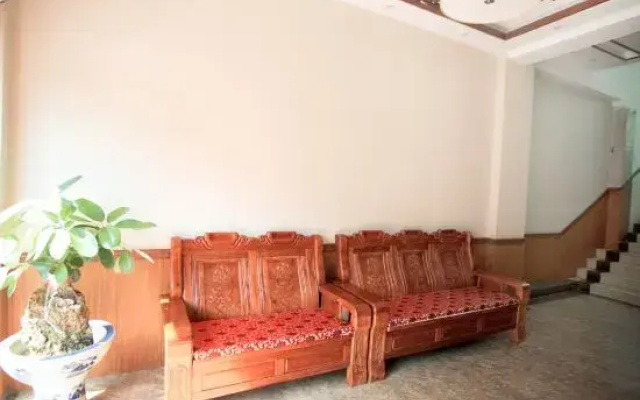 Shiping Jingtai Hotel
