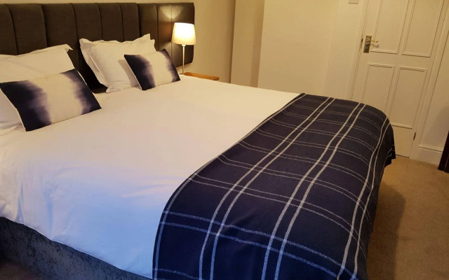 Ty Helyg Guest House