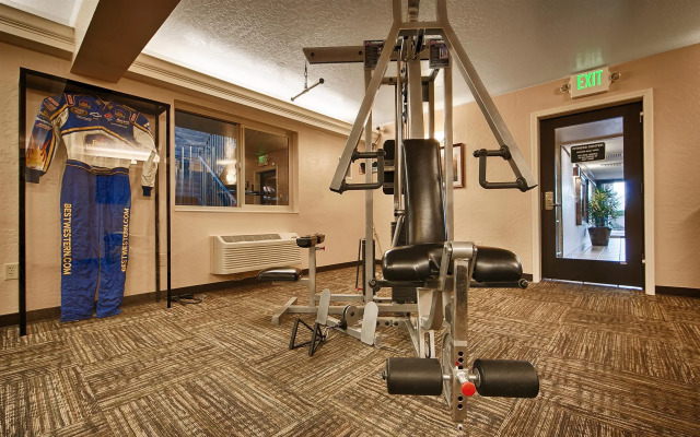 Best Western Plus Hilltop Inn