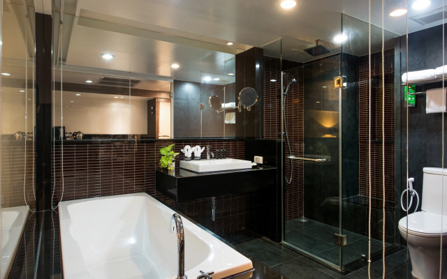 Furama Silom Bangkok Hotel