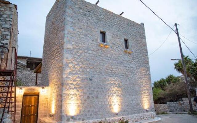 Dandy Villas Mani - Old Tower House - Fireplace - Pool