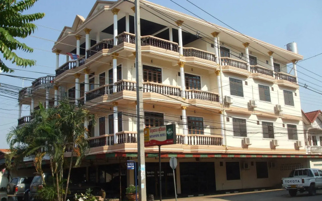 Souvanna Hotel 2