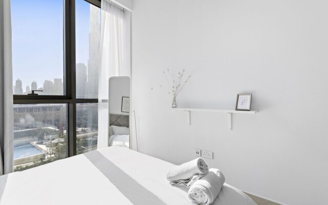 WelHome - Bright Apt in Downtown with Spectacular Views