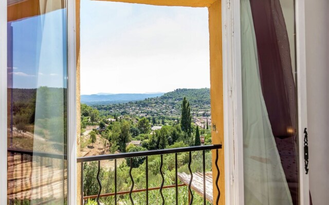 Quirky Villa in Contignac with a Private Pool