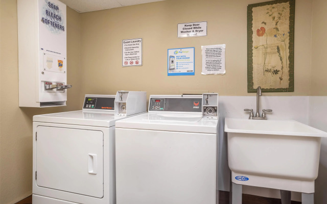 Best Western Plus Bessemer Hotel & Suites