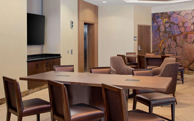 DoubleTree by Hilton Irvine - Spectrum