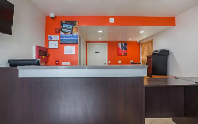 Motel 6 Ventura, CA - Downtown