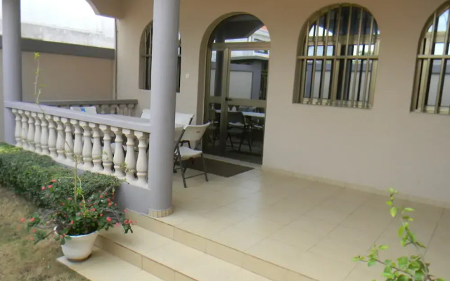 The Corporate Villa - Nyekonakpoe-Lome