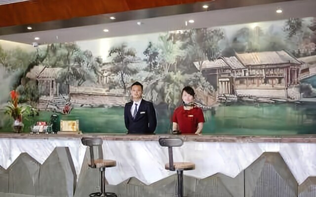 Longquan Hotel
