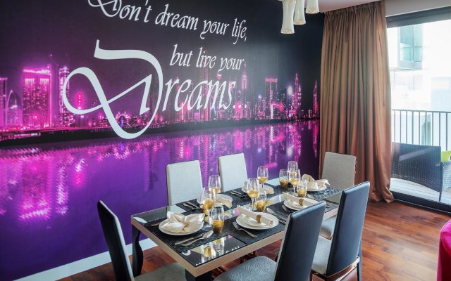 Dream Inn - City Walk 3 Bed Stunning Apartment