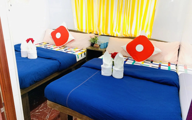 Singapore Hostel