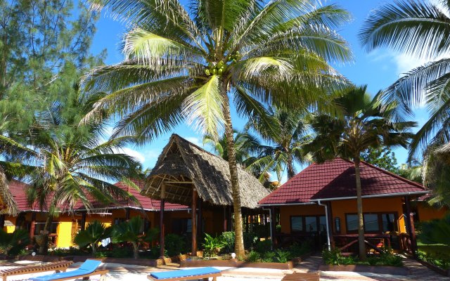 Mnarani Beach Cottages