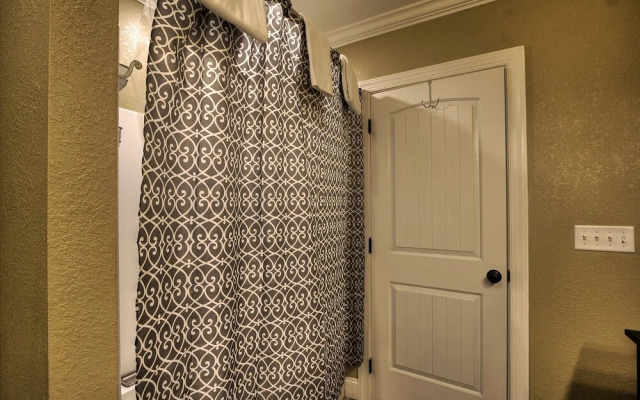 Running Bear #3375 3 Bedroom Cabin