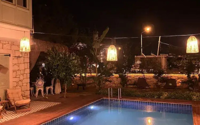 Ella Alaçatı Otel