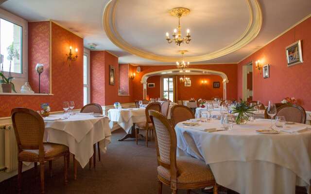 Clos de Vallombreuse, The Originals Relais