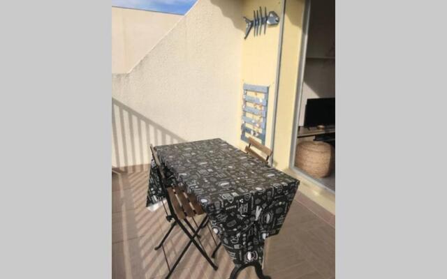 Appartement T1 Balcon vue mer