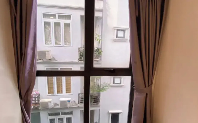 Era Apartment Ha Yen Quyet