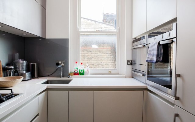 Lovely 2 Bedroom Apartment in Wandsworth