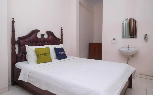 OYO 1885 Wisma Wongso Syariah