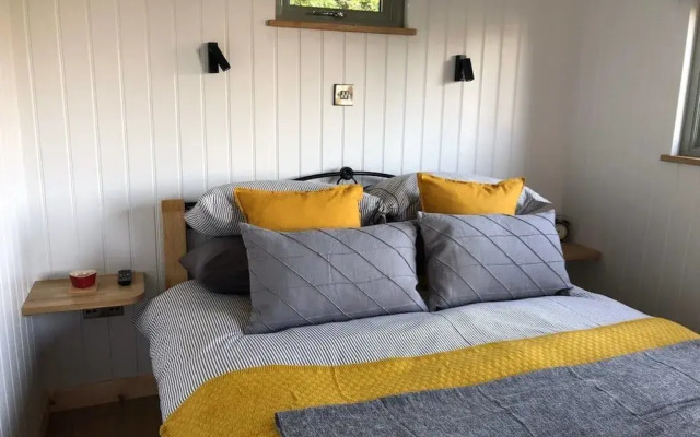 Bramleys Luxury Cabin