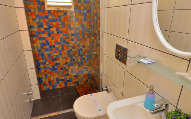 Calis Hotel