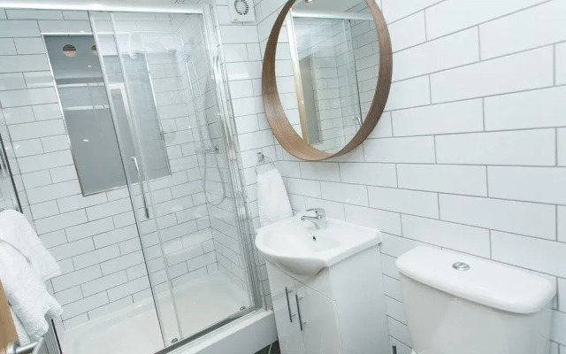 Malone Place Apartment